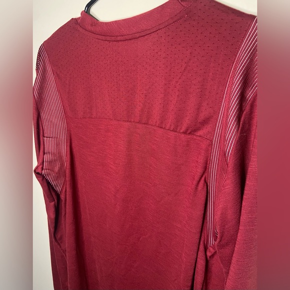 Nike Dri Fit Long Sleeve - Picture 7 of 7